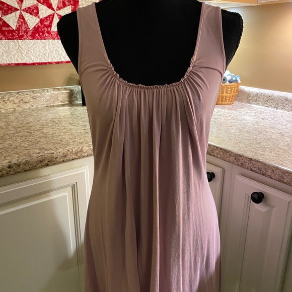 Selling as a set. - Picture 3 of 4